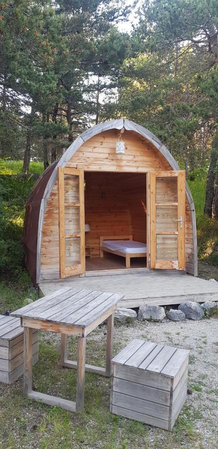 Camping La Chabannerie Hotel Saint-Martin-de-Clelles Екстериор снимка