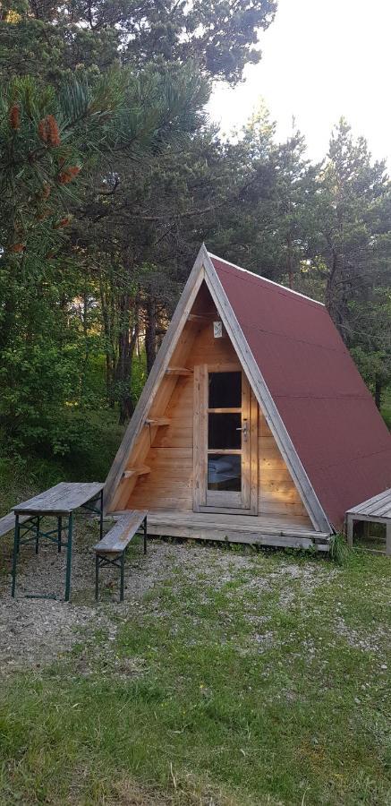 Camping La Chabannerie Hotel Saint-Martin-de-Clelles Екстериор снимка